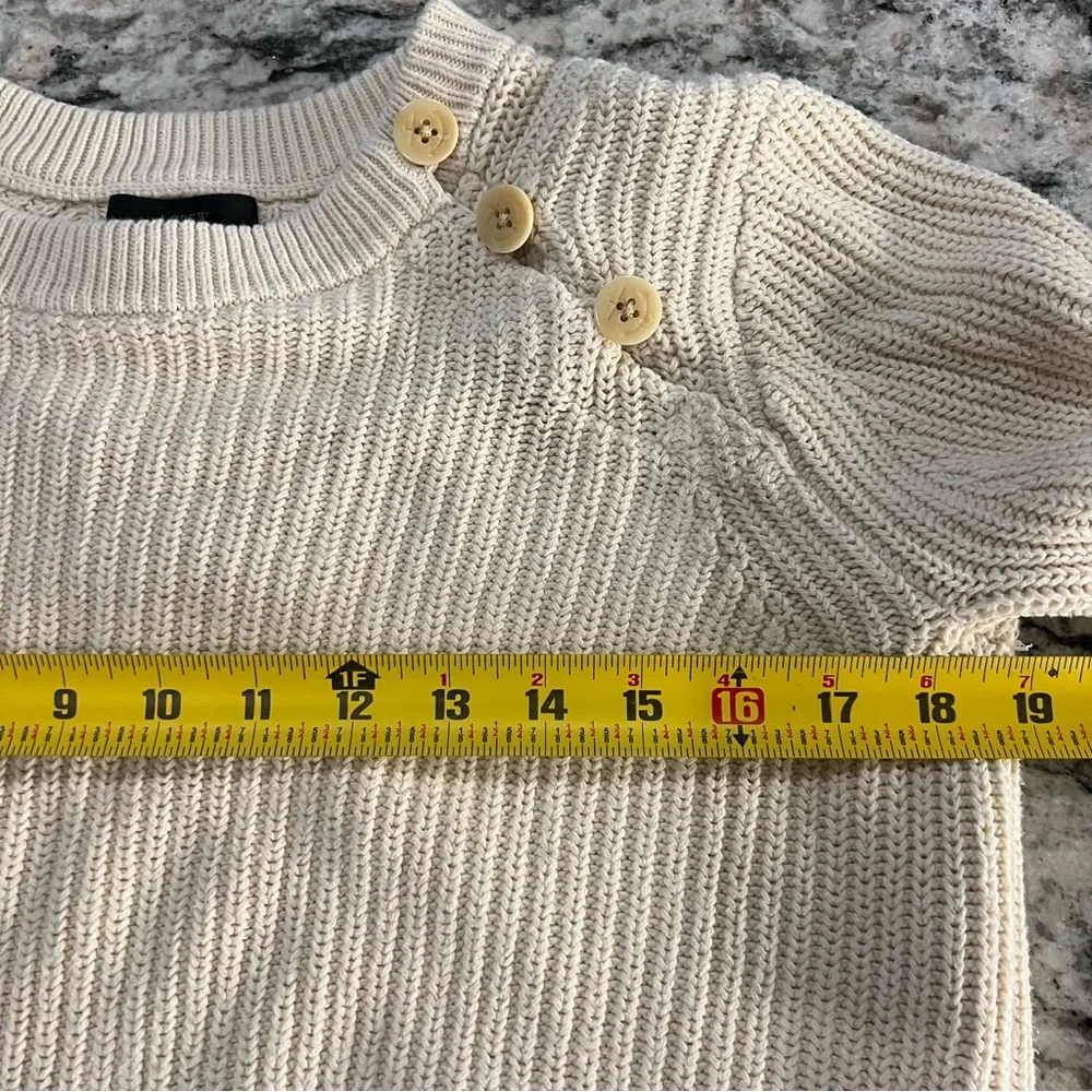 J Crew Women’s 100% Cotton Beige‎ Sweater Size Small Button accents on top front